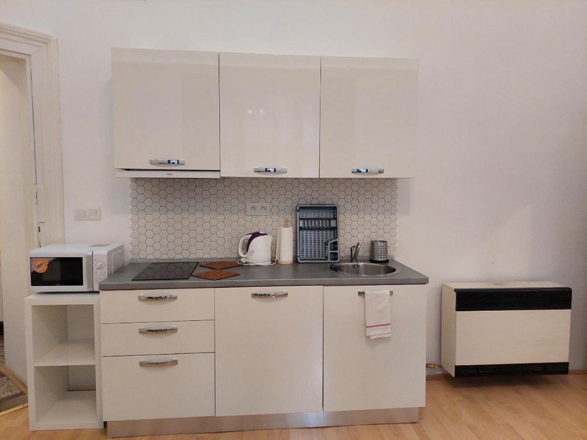 Ai Quattro Angeli Aparthotel Prague Luaran gambar
