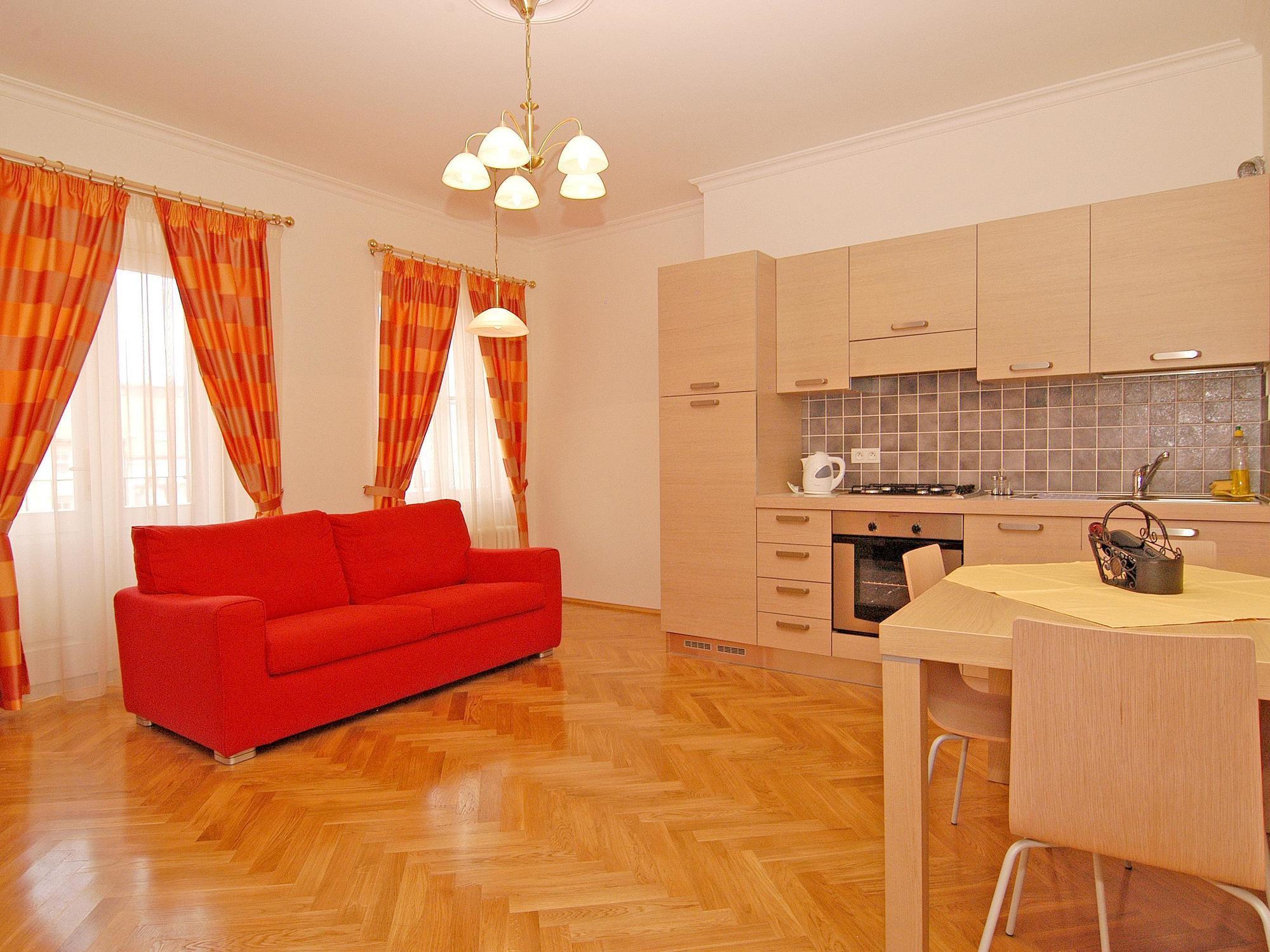 Ai Quattro Angeli Aparthotel Prague Luaran gambar